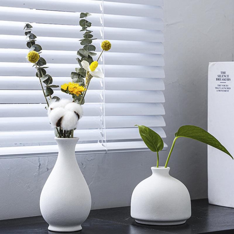 White Modern Frosted Vase Home Decor Floral Arrangement, Model 5