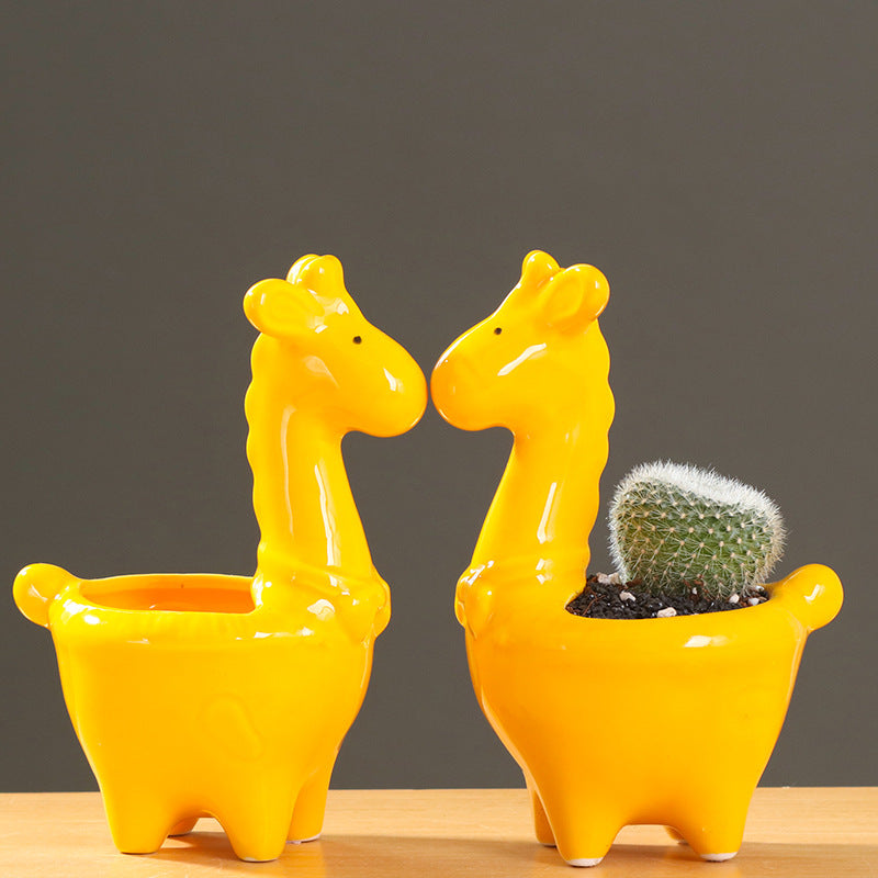 Lovely Yellow Giraffe Plant Pot Creative Animal Planter Indoor Flowerpot